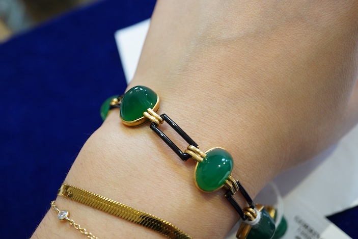 Georges Lenfant, a chalcedony and lacquer bracelet, mid 20th century